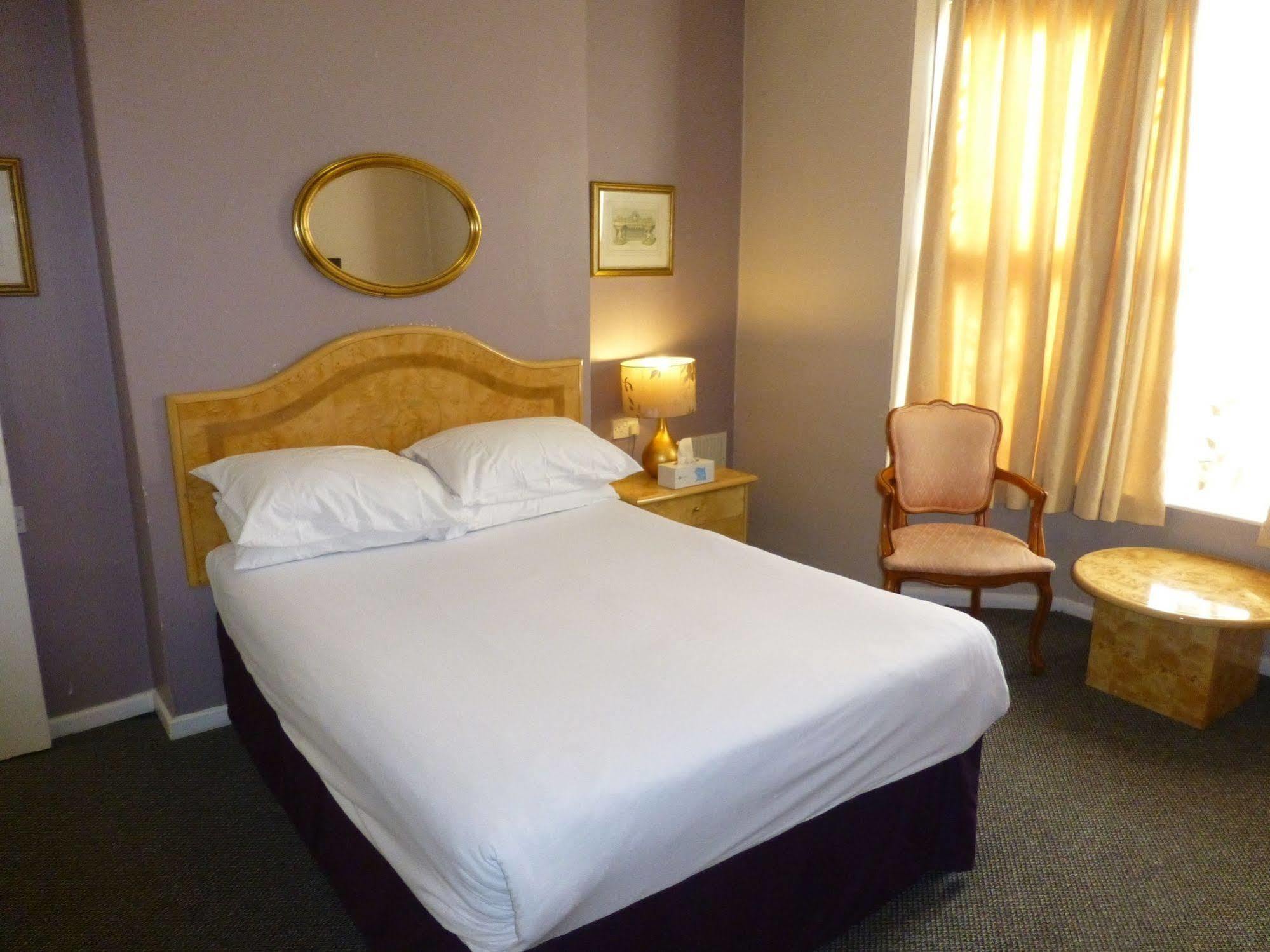 Prince Hotel Smethwick Extérieur photo